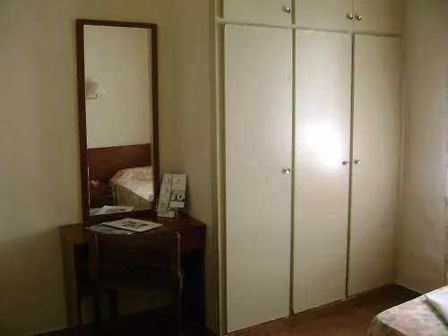 יורט דה מאר Oyo Hotel Goya