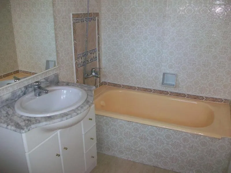 יורט דה מאר Oyo Hotel Goya